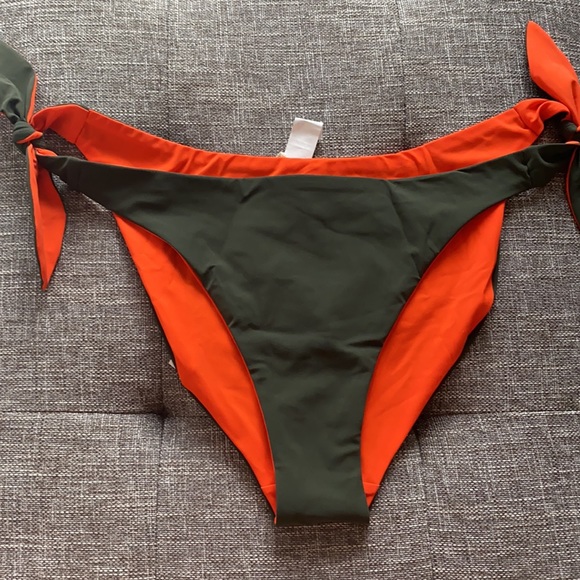 NWT Tory Burch Biarritz Reversible Bikini - Picture 2 of 11